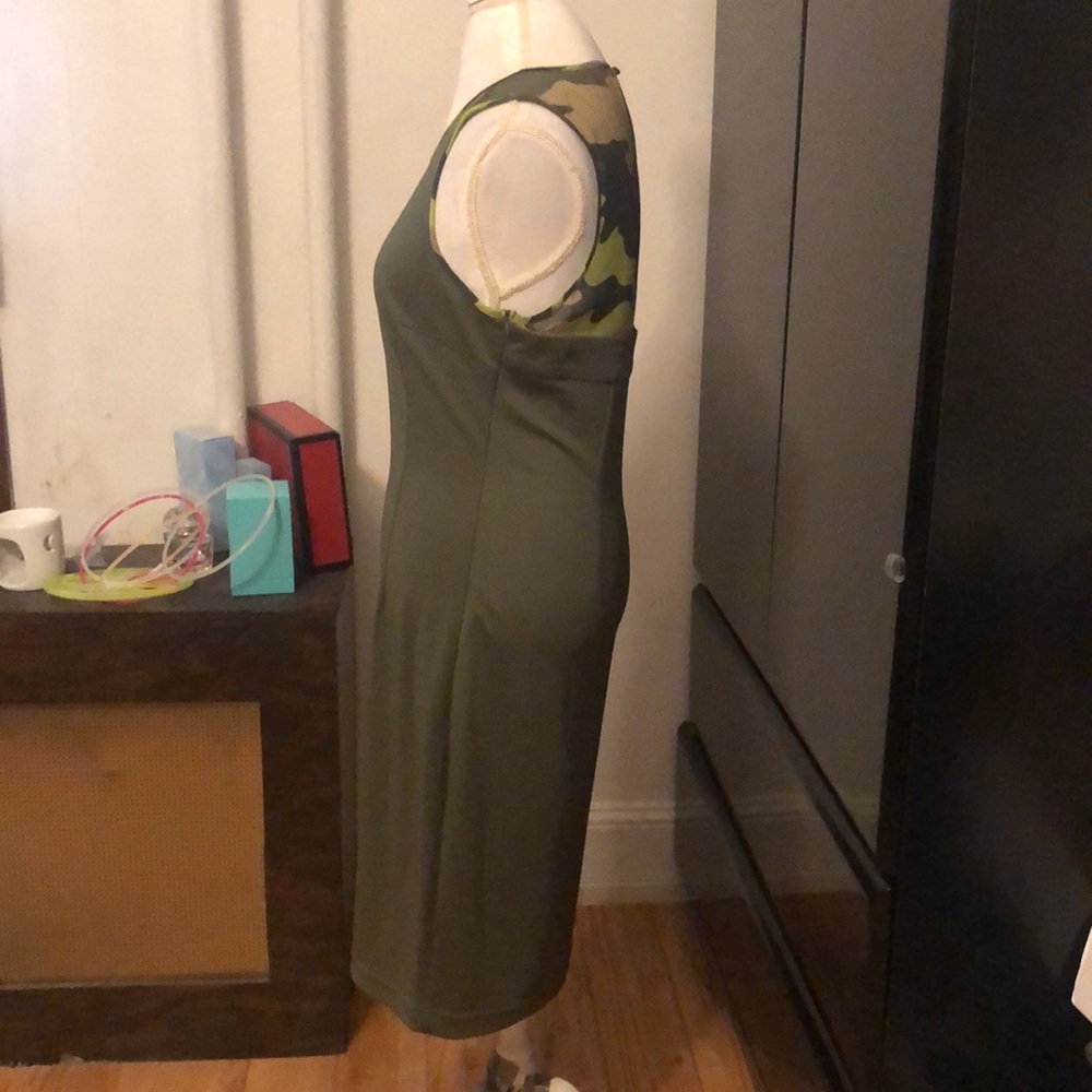 🆑FINAL PRICE‼️ Kardashian Kollection army green dress with camo pattern - Picture 4 of 4